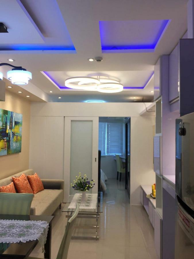 Deluxe Residence Manila Exterior foto